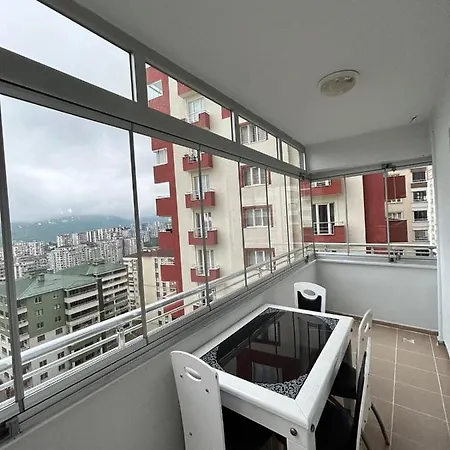 公寓 Trabzon-2 *
